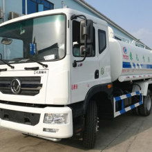 程力专用汽车制造厂 匠心制造洒水车，共建绿色环卫新时代